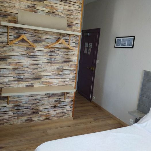 Chambre hôtel pour deux personnes