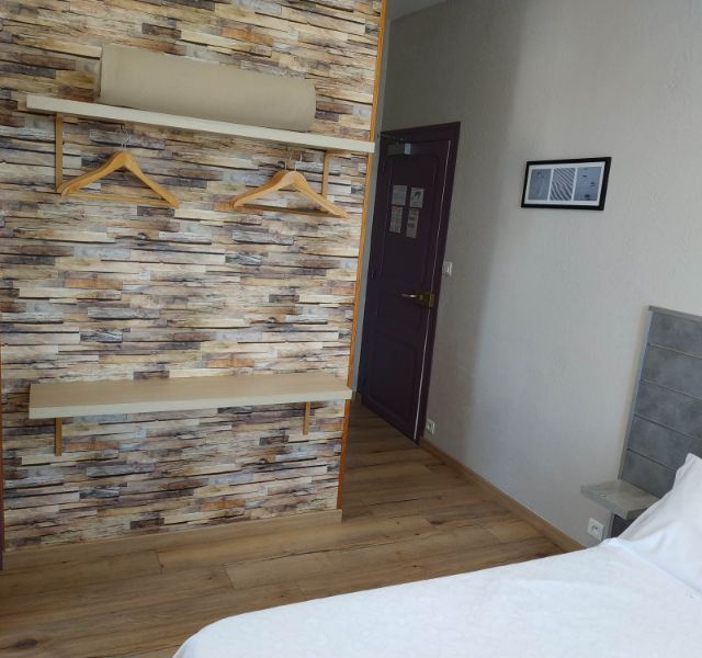 Chambre hôtel pour deux personnes